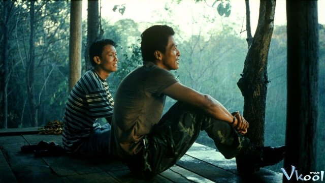 Xem Phim Căn Bệnh Miền Nhiệt Đới - Tropical Malady - Ahaphim.com - Ảnh 2