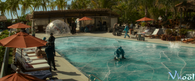 Xem Phim Mật Mã Đỏ - Red One - Ahaphim.com - Ảnh 2