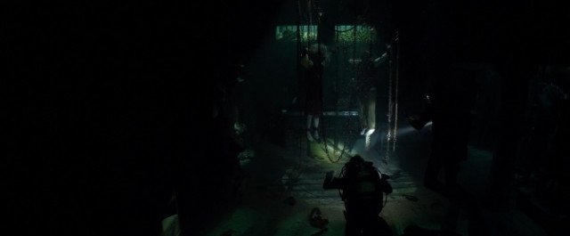 Xem Phim Ngôi Nhà Ma Ám Dưới Đáy Hồ Nước - The Deep House - Ahaphim.com - Ảnh 4