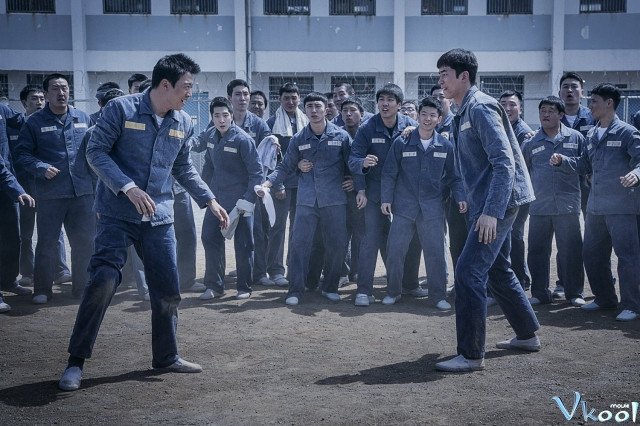 Xem Phim Ngục Tù - The Prison - Ahaphim.com - Ảnh 2