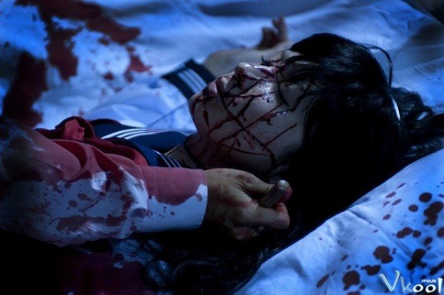 Hồn Ma Nữ Sinh Tomie 8: Không Giới Hạn (Tomie: Unlimited 2011)