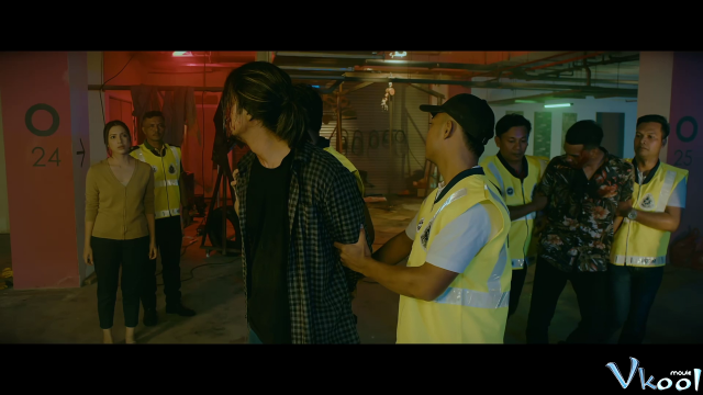 Xem Phim Rebel: Nổi Dậy - Rebel - Ahaphim.com - Ảnh 2