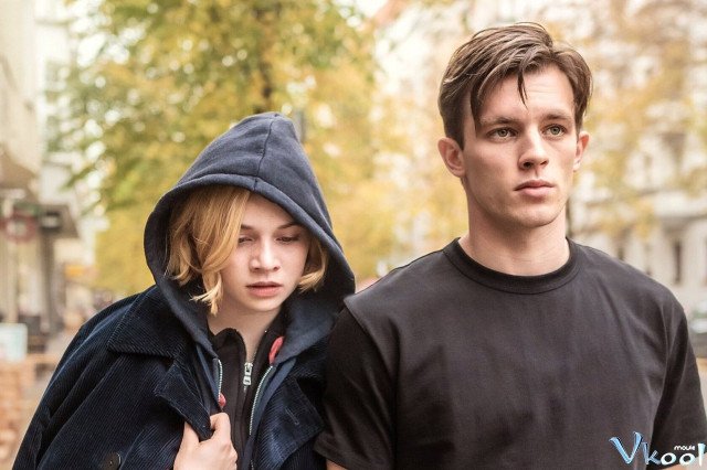 Xem Phim Tôi Là Karl - Je Suis Karl - Ahaphim.com - Ảnh 3