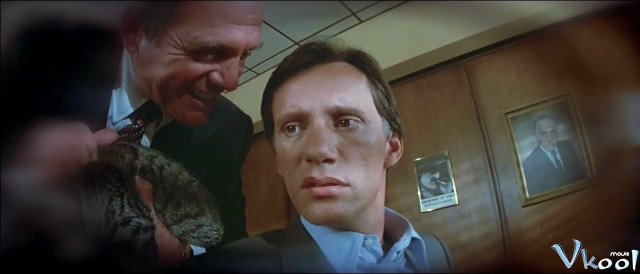 Xem Phim Mắt Mèo - Cat's Eye - Ahaphim.com - Ảnh 5