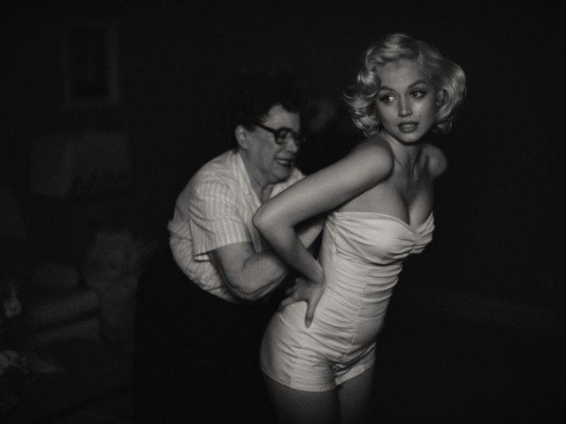 Xem Phim Blonde: Câu Chuyện Khác Về Marilyn - Blonde - Ahaphim.com - Ảnh 3