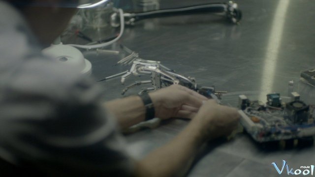 Xem Phim Trí Tuệ Nhân Tạo - Uncanny - Ahaphim.com - Ảnh 2 Xem Phim Trí Tuệ Nhân Tạo - Uncanny - Ahaphim.com - Ảnh 2