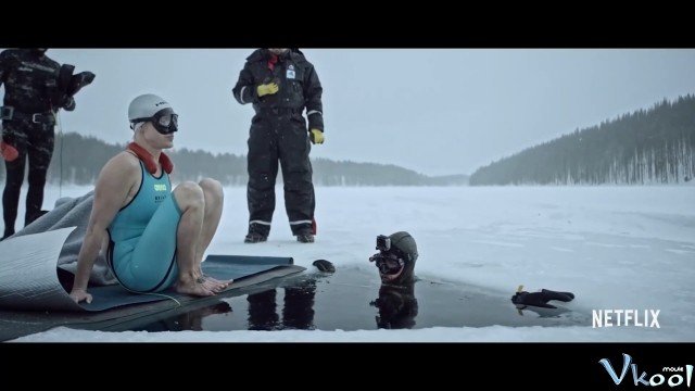 Johanna Nordblad: Lặn Dưới Băng (Hold Your Breath: The Ice Dive)