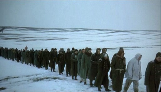 Vượt Ngàn Dặm Xa (As Far As My Feet Will Carry Me 2001)