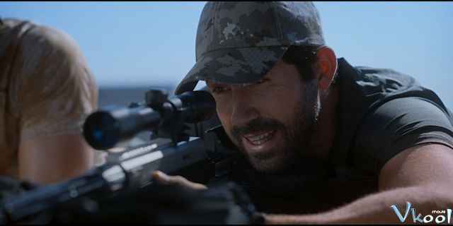 Xem Phim Tìm Chỗ Ẩn Núp - Take Cover - Ahaphim.com - Ảnh 4