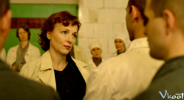 Xem Phim Đậu Đũa - Beanpole - Ahaphim.com - Ảnh 2