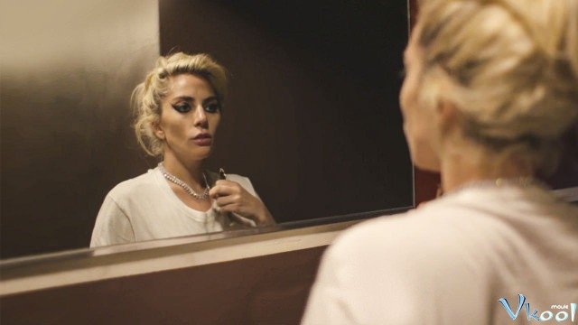 Lady Gaga: Nước Mắt Và Vinh Quang (Lady Gaga: Five Foot Two 2017)