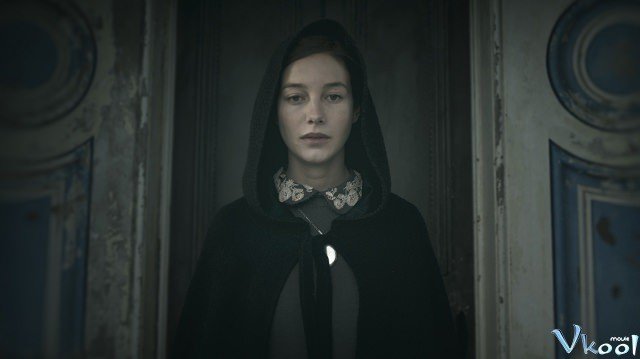 Luật Quỷ (The Lodgers 2018)