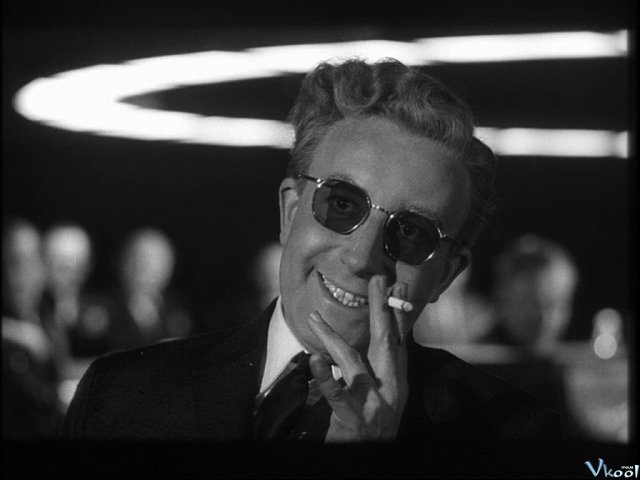 Bác Sĩ Strangelove (Dr. Strangelove Or: How I Learned To Stop Worrying And Love The Bomb)