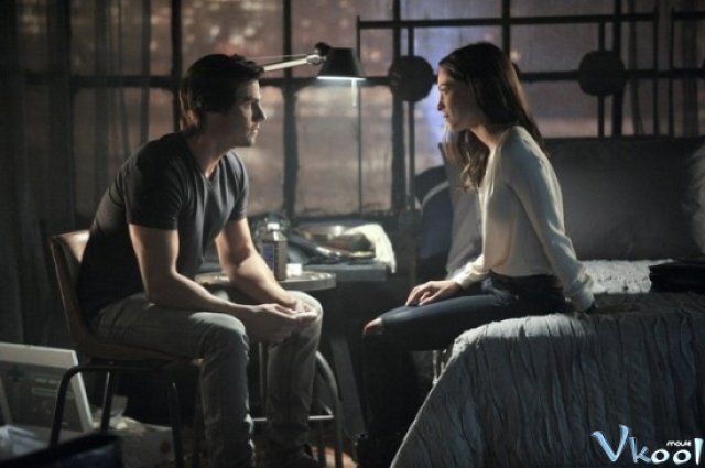 Người Đẹp Và Quái Vật Phần 1 (Beauty And The Beast Season 1 2012)