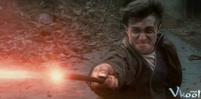 Xem Phim Harry Potter Và Bảo Bối Tử Thần: Phần 2 - Harry Potter And The Deathly Hallows: Part 2 - Ahaphim.com - Ảnh 8