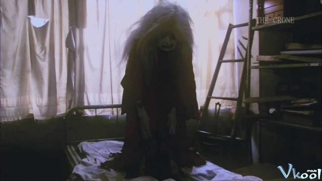 Giải Thoát Linh Hồn - Bà Già (The Crone 2013)