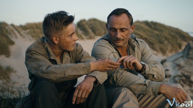 Vùng Đất Bom Mìn (Land Of Mine 2015)