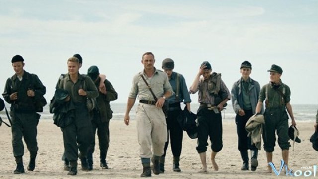 Xem Phim Vùng Đất Bom Mìn - Land Of Mine - Ahaphim.com - Ảnh 2