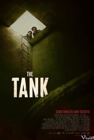 Quái Vật Dưới Bể Nước (The Tank)