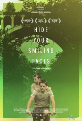 Giấu Đi Mặt Cười (Hide Your Smiling Faces 2013)